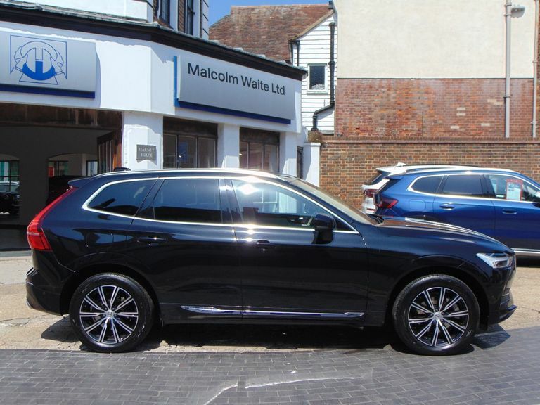 Volvo XC60 2.0 T5 250 Inscription Awd Geartronic Black #2