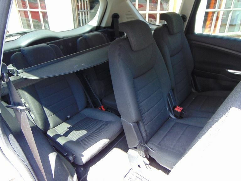 Ford S-Max Mpv White #35