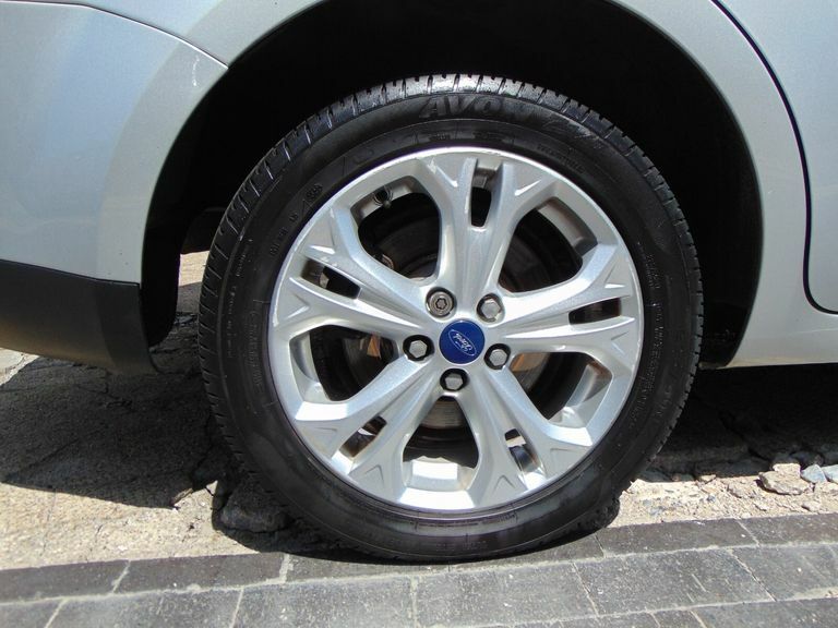 Ford S-Max Mpv White #46