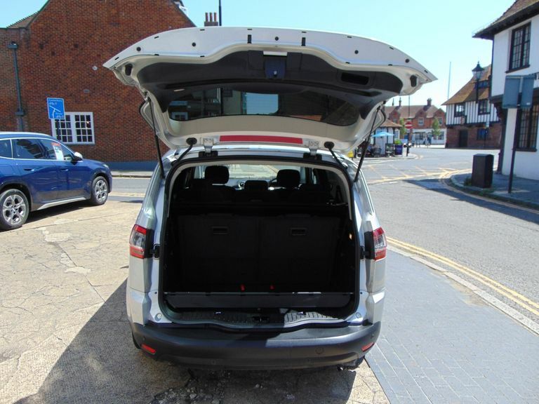 Ford S-Max Mpv White #36