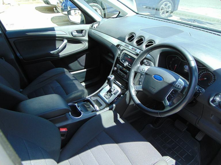 Ford S-Max Mpv White #12