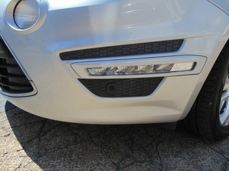 Ford S-Max Mpv White #43