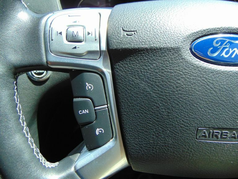 Ford S-Max Mpv White #23