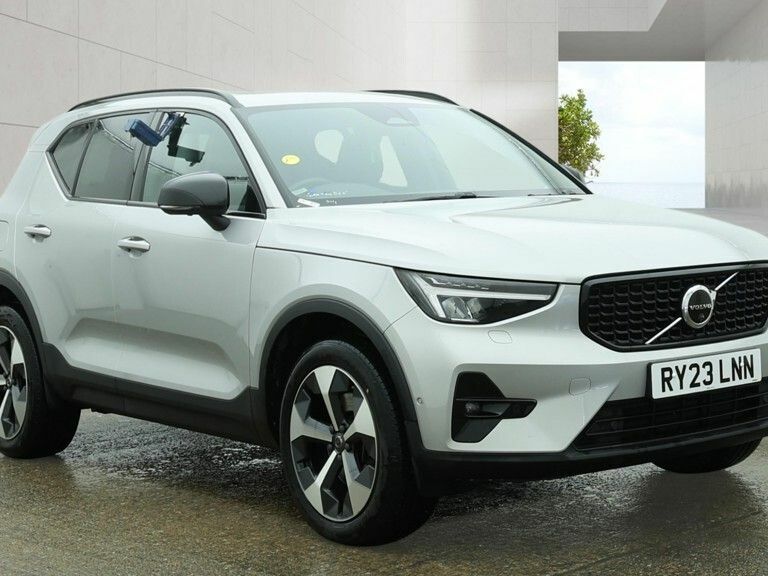 Volvo XC40 2.0 B4p Ultimate Dark White #4
