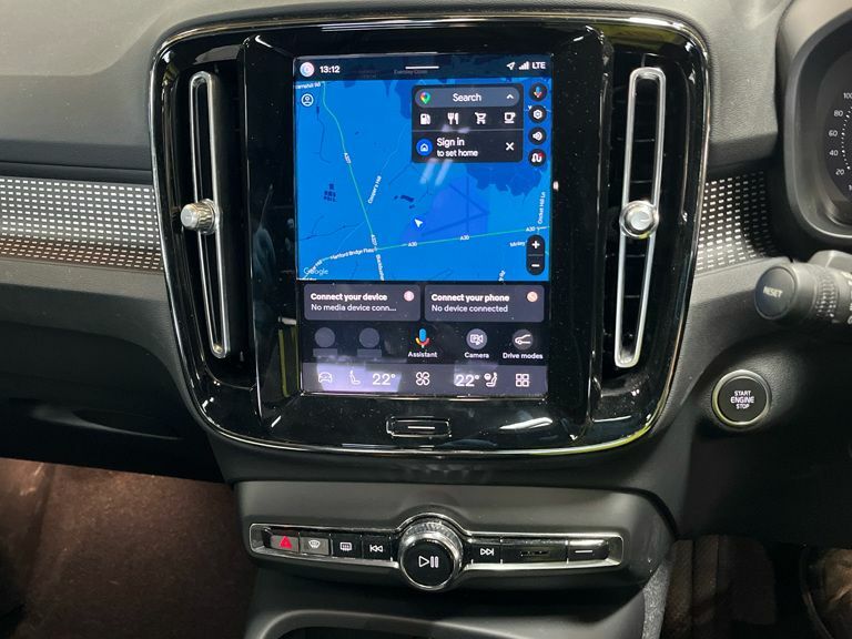 Volvo XC40 2.0 B4p Ultimate Dark White #2