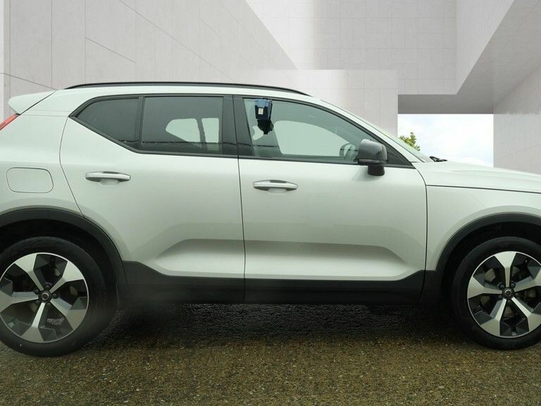 Volvo XC40 2.0 B4p Ultimate Dark White