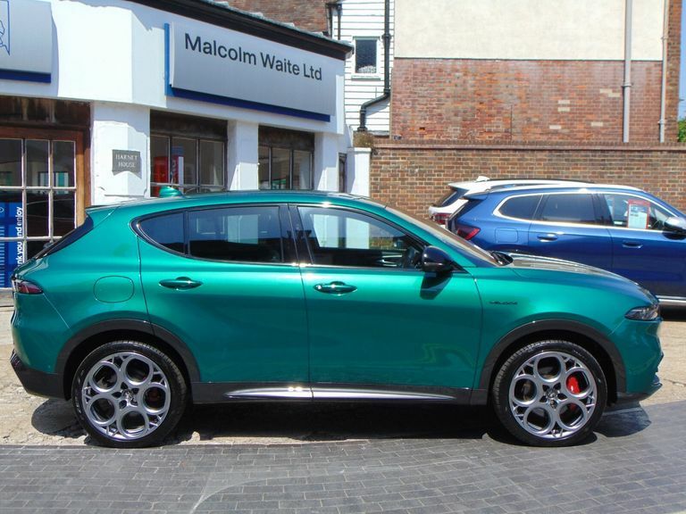 Alfa Romeo Tonale 1.3 Phev Veloce Green #2