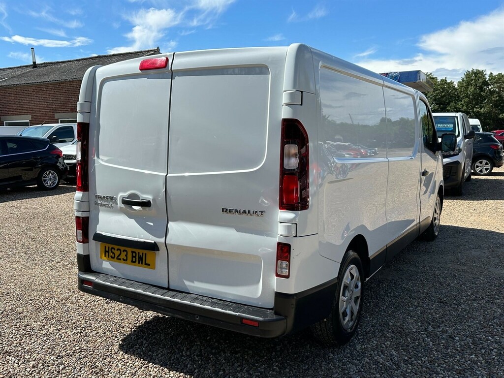 Renault Trafic 2.0 Dci Blue Ll30 Business L2 H1 Euro 6 Ss HS23BWL White #5
