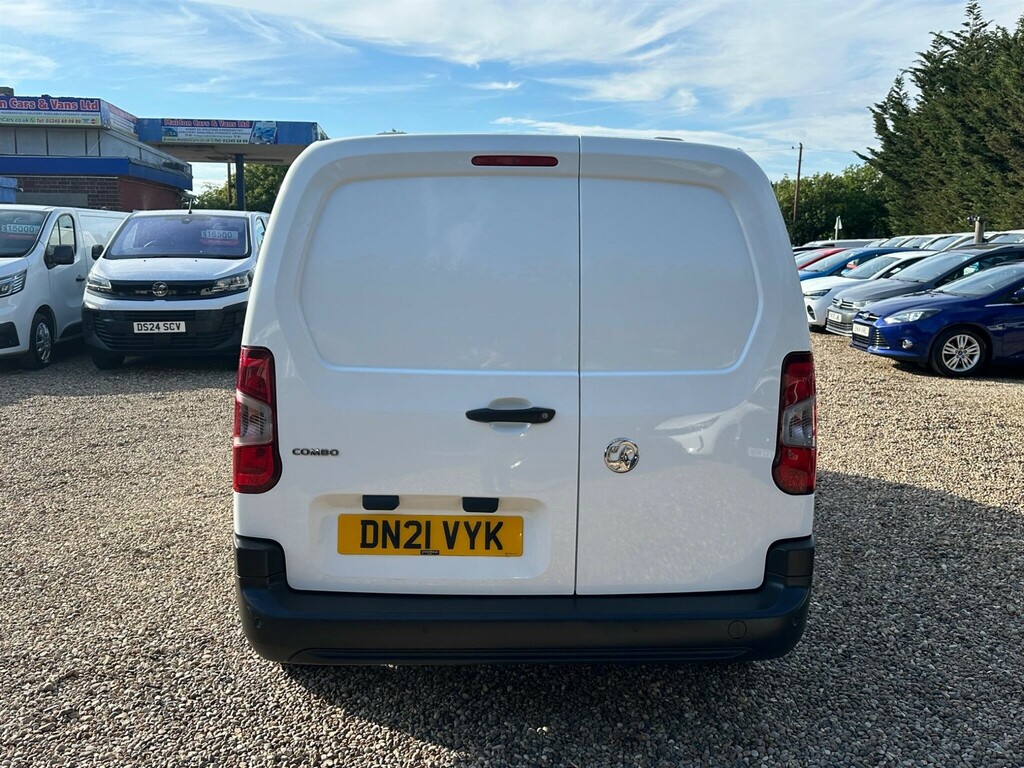 Vauxhall Combo 1.5 Turbo D 2300 Dynamic L2 H1 Euro 6 DN21VYK White #4