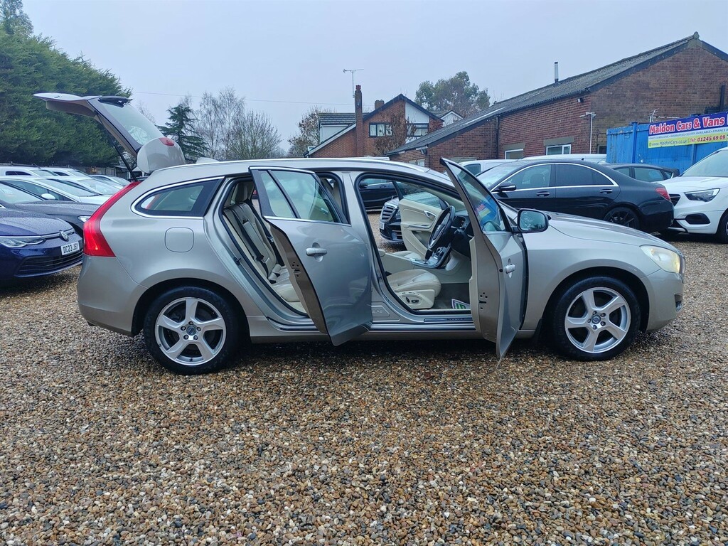 Volvo V60 D3 Se Grey #32