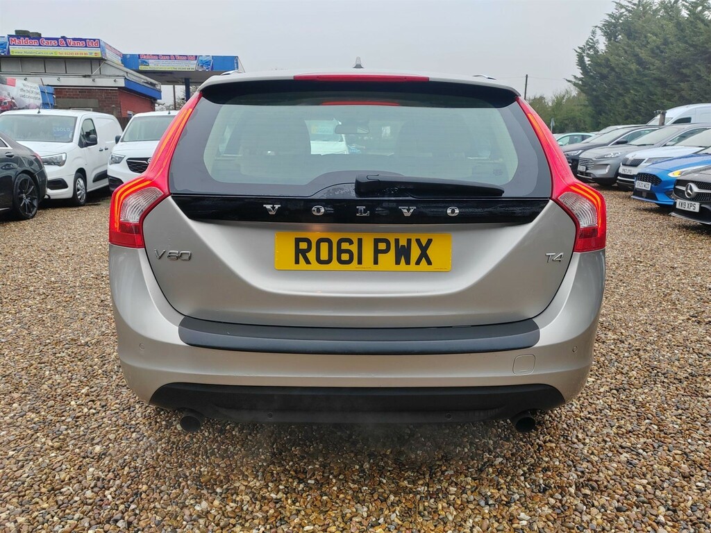 Volvo V60 1.6 T4 Se Lux Powershift Euro 5 Gold #4