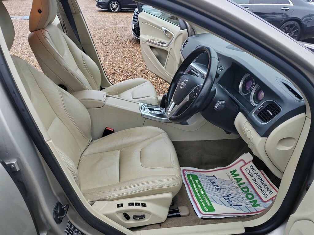 Volvo V60 D3 Se Grey #14
