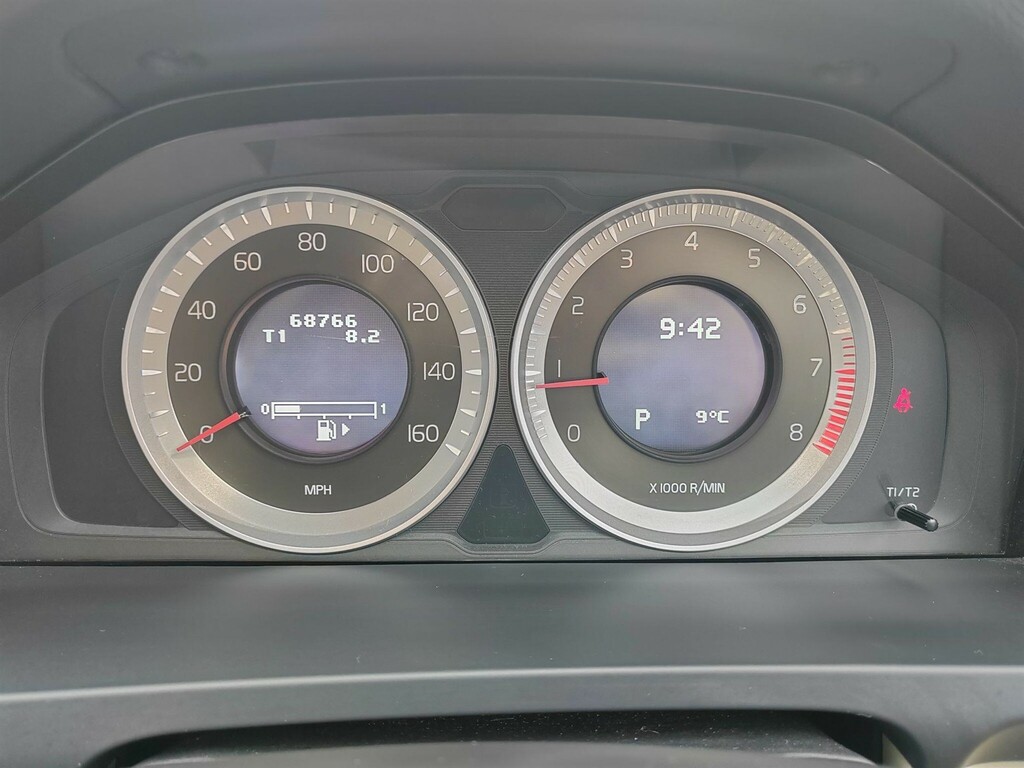 Volvo V60 D3 Se Grey #19