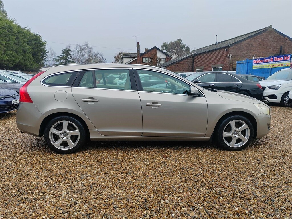 Volvo V60 1.6 T4 Se Lux Powershift Euro 5 Gold #6