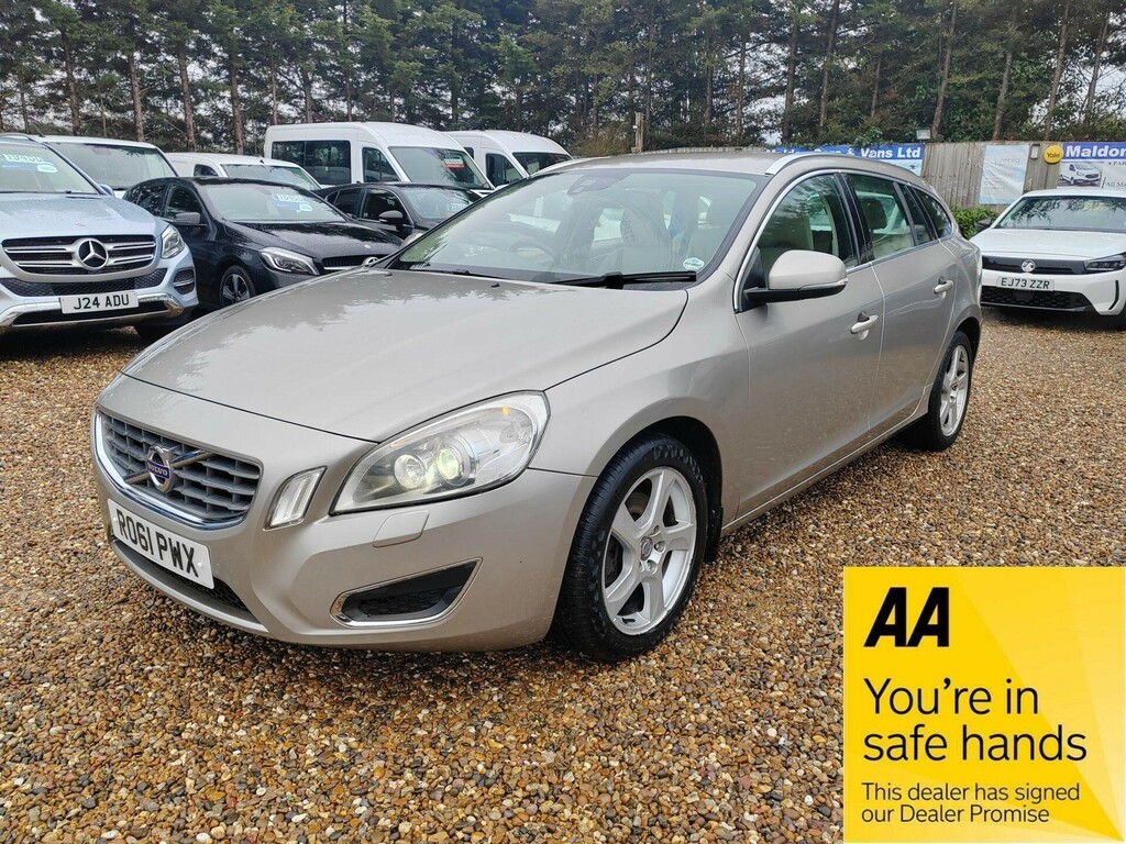 Volvo V60 1.6 T4 Se Lux Powershift Euro 5 Gold
