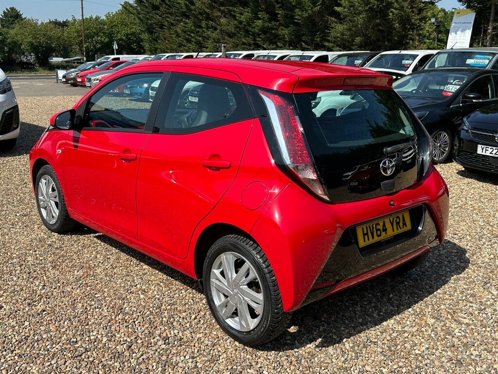 Toyota Aygo 1.0 Vvt-i X-pression X-shift Euro 5 Euro 5 Red #3