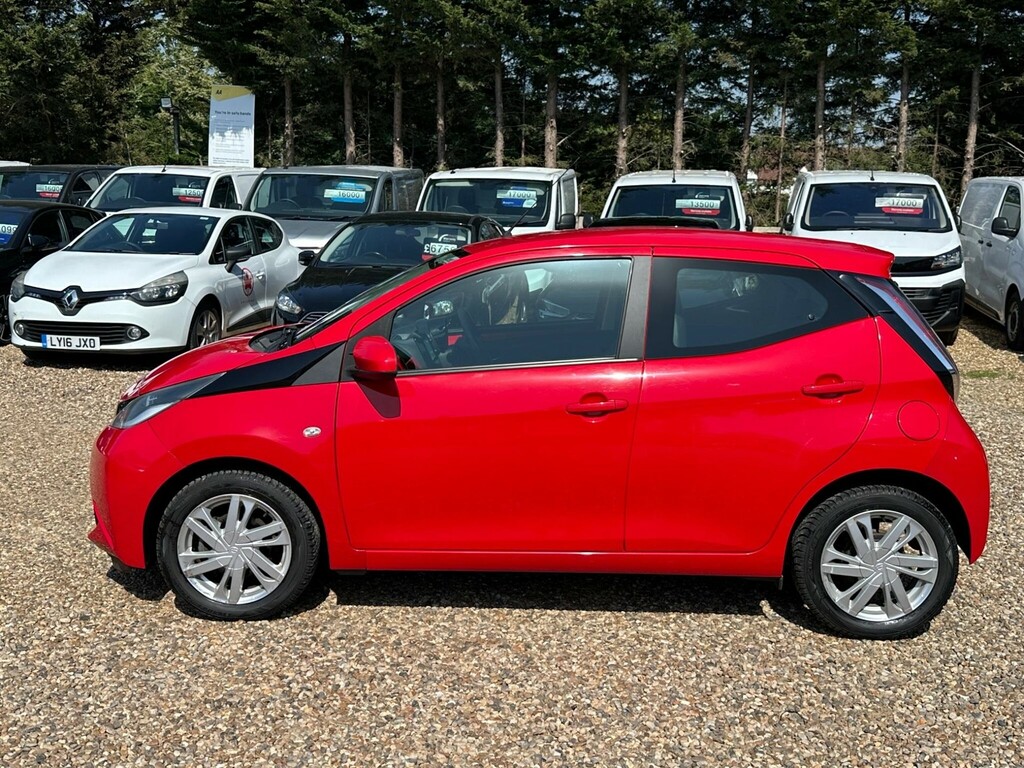 Toyota Aygo 1.0 Vvt-i X-pression X-shift Euro 5 Euro 5 Red #2