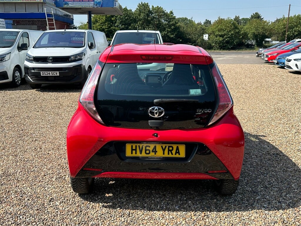 Toyota Aygo 1.0 Vvt-i X-pression X-shift Euro 5 Euro 5 Red #4