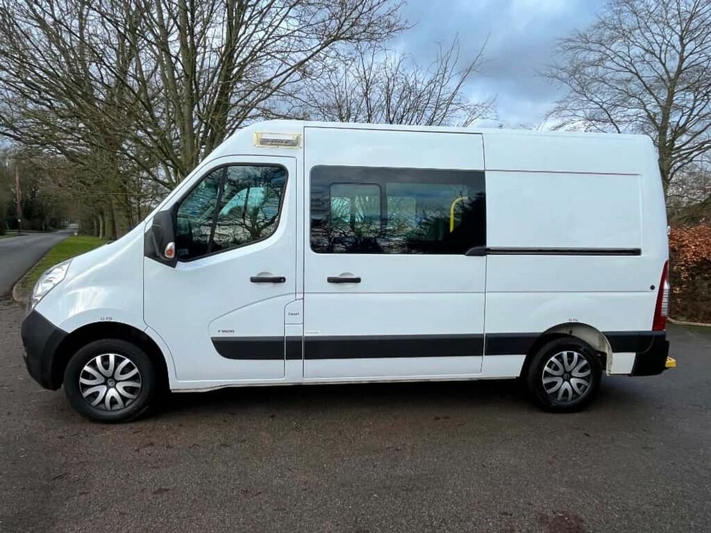 Vauxhall Movano Diesel BK69SKD White #6