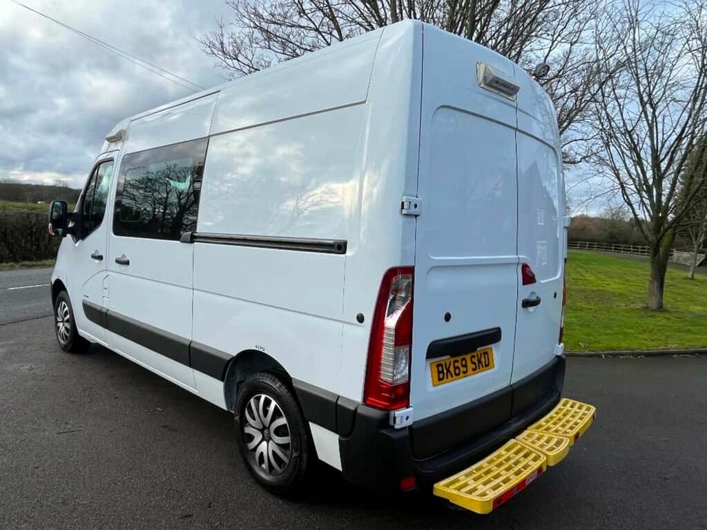 Vauxhall Movano Diesel BK69SKD White #3