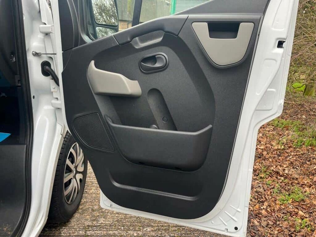 Vauxhall Movano 2.3 Cdti White #27