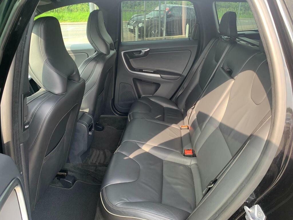 Volvo XC60 D4 190 R Design Lux Nav Black #8