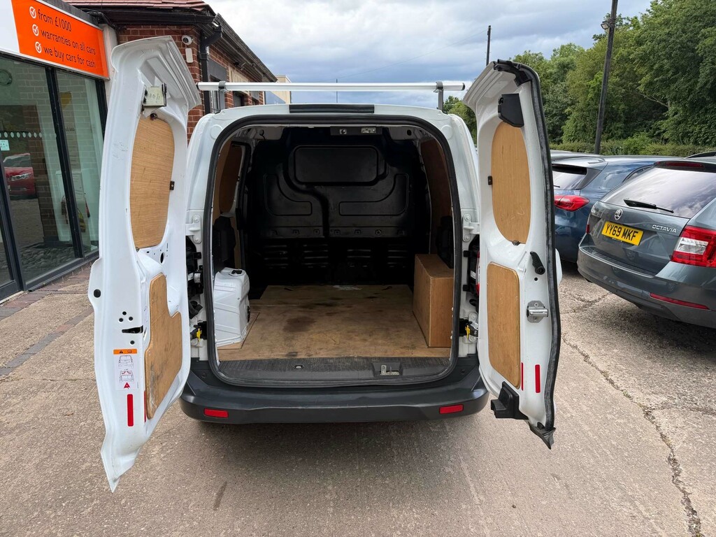 Ford Transit Courier  Silver #17