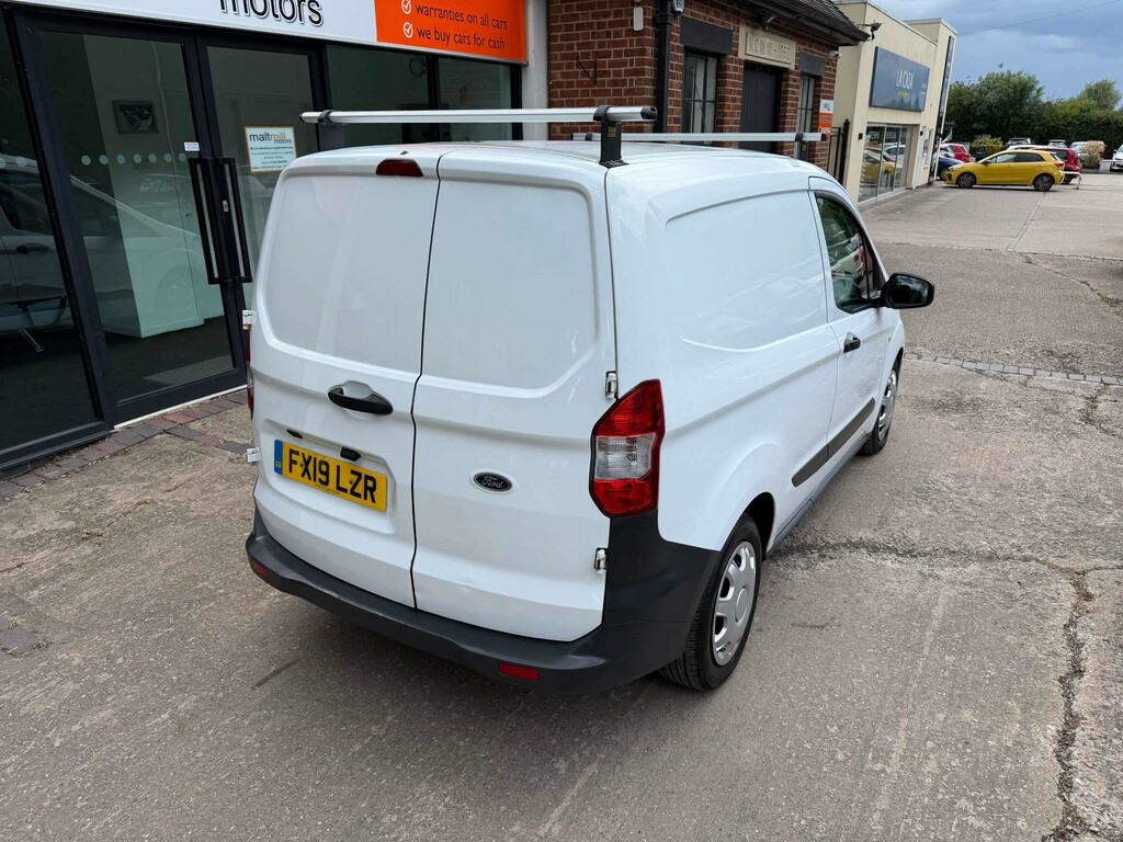 Ford Transit Courier  Silver #11
