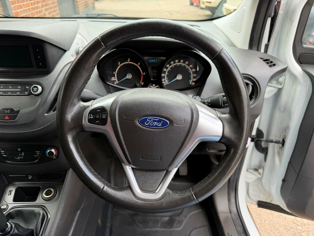 Ford Transit Courier  Silver #23
