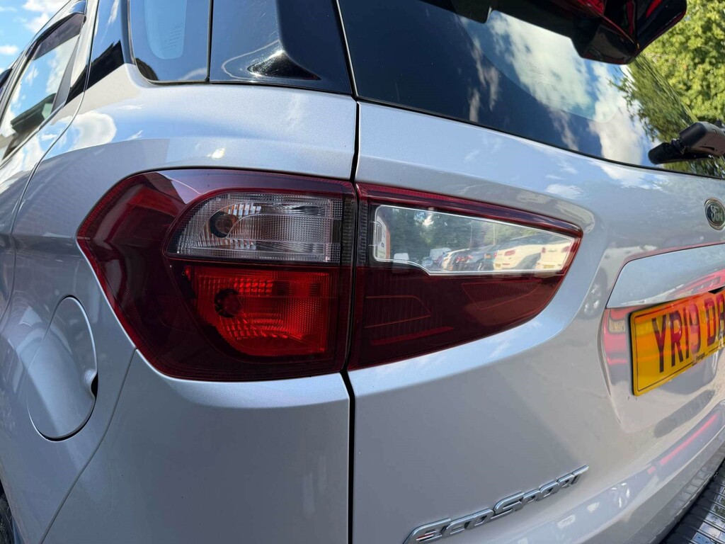 Ford Ecosport 1L Titanium White #17