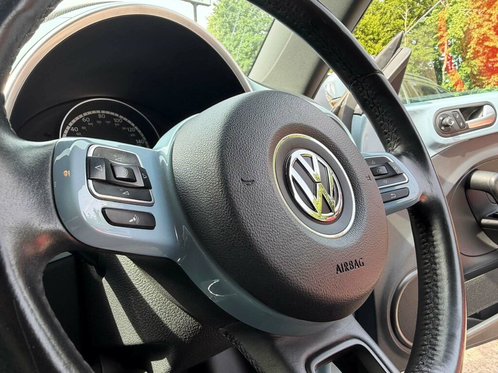 Volkswagen Beetle Design Tdi Bluemotion Technology  #3