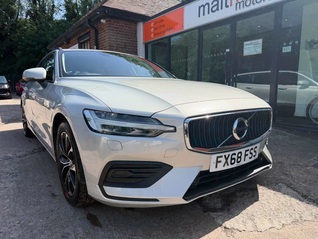 Volvo V60 Momentum D4 