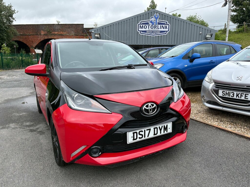 Toyota Aygo 1.0 Vvt-i X-press Hatchback Euro Black