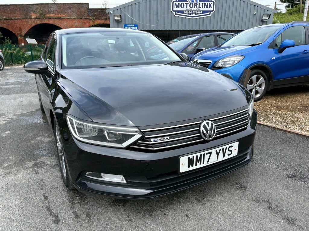 Volkswagen Passat 1.6 Tdi Bluemotion Saloon Euro 6 WM17YVS Black