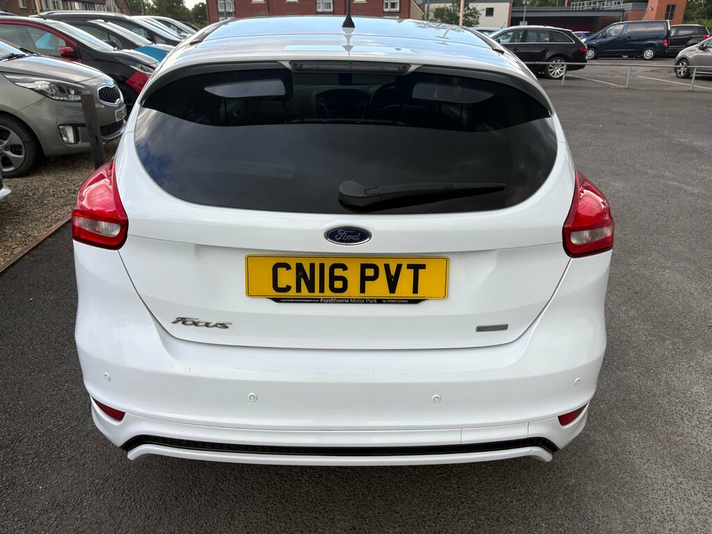 Ford Focus 1.0T Ecoboost Zetec S Hatchback CN16PVT White #3