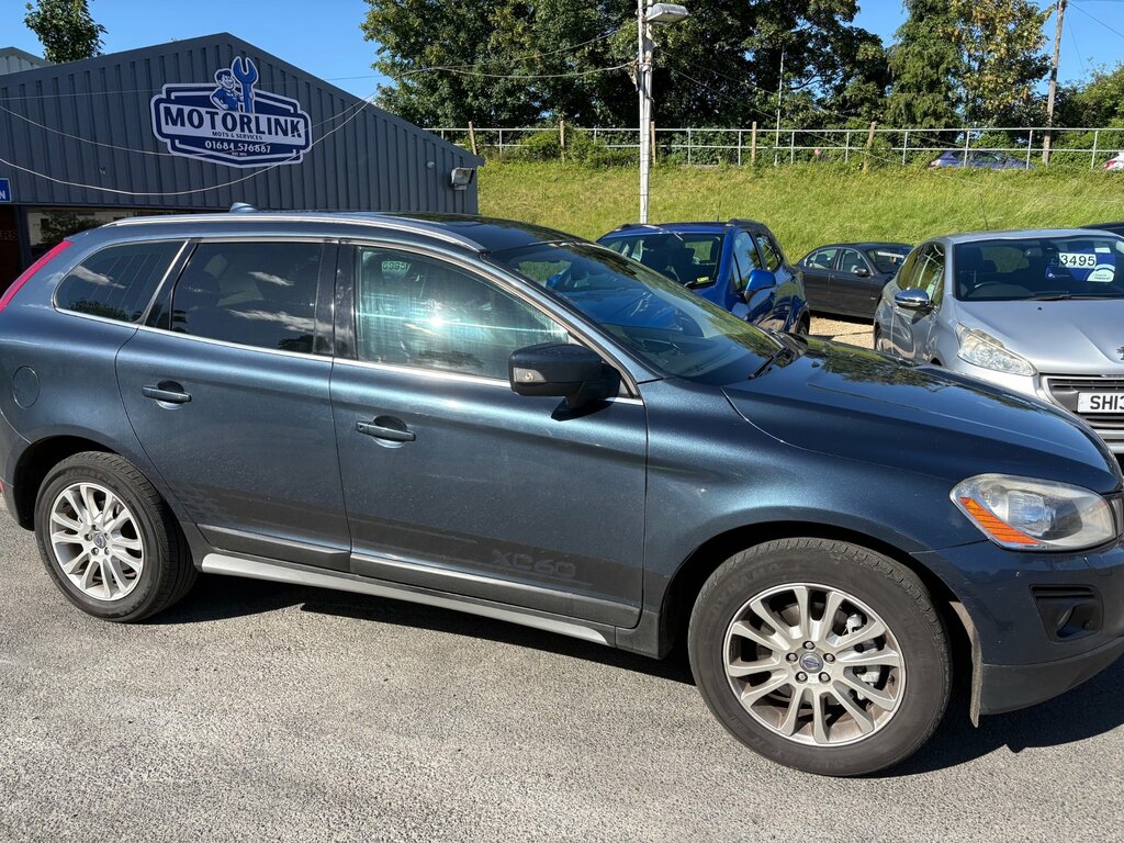 Volvo XC60 2.4 D5 Se Lux Premium Suv Geartronic Aw Blue #2