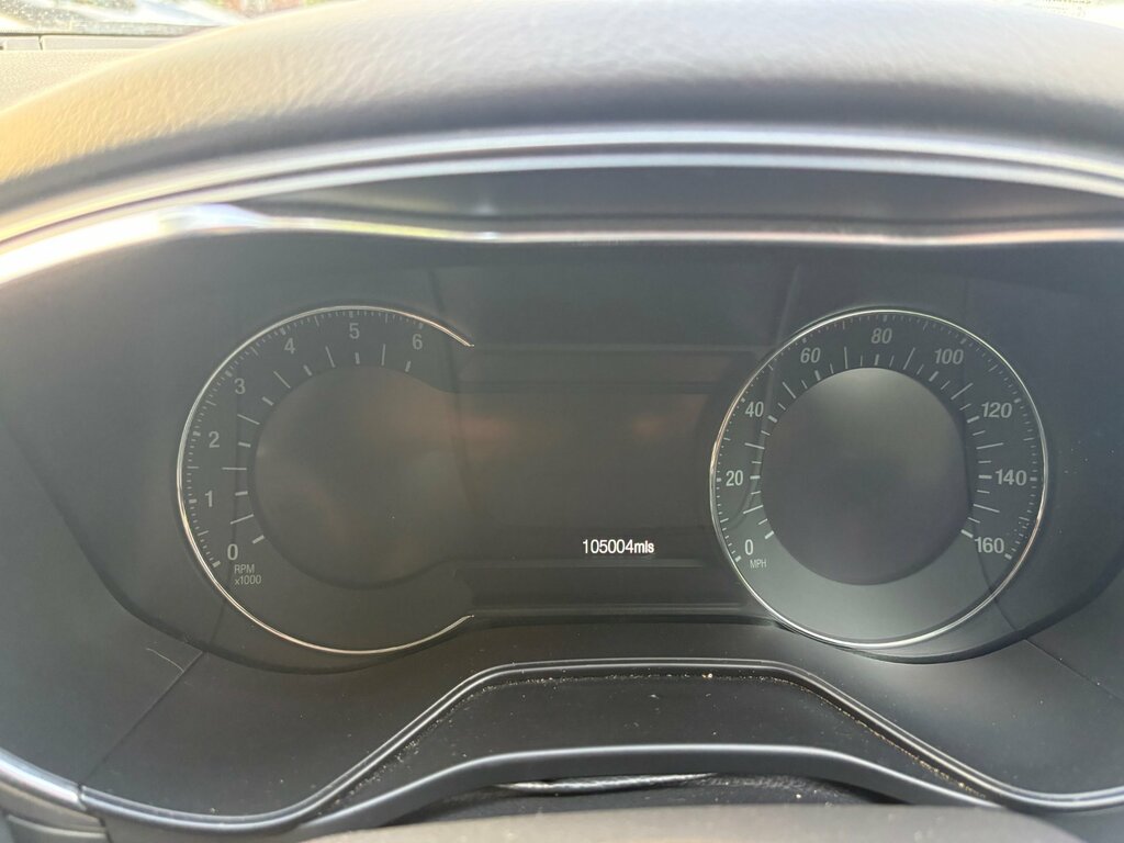 Ford Mondeo Hatchback Blue #13
