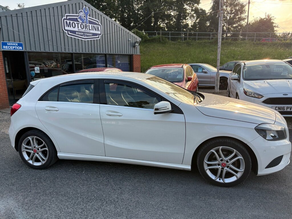 Mercedes-Benz A Class 1.5 A180 Cdi Blueefficiency Sport Hatchback Di OY13AZP White #2