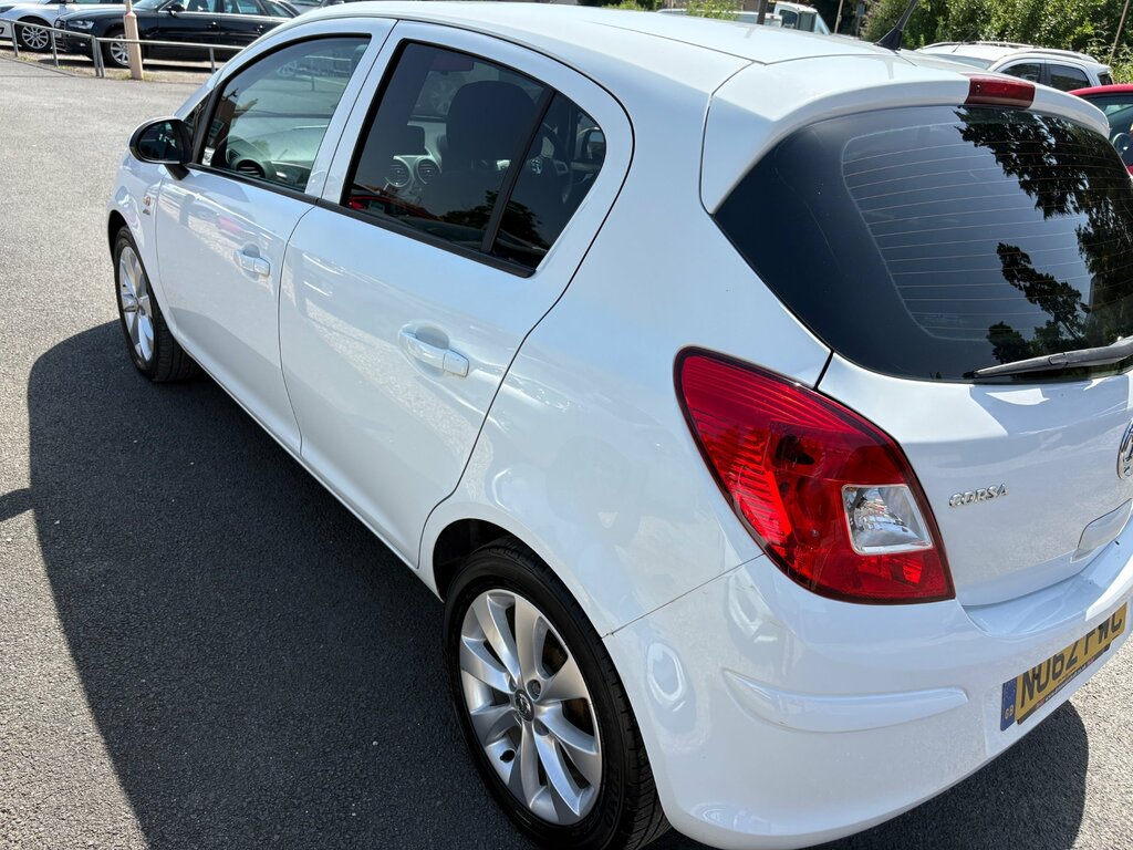Vauxhall Corsa 1.2 16V Active Hatchback Euro 5 White #4