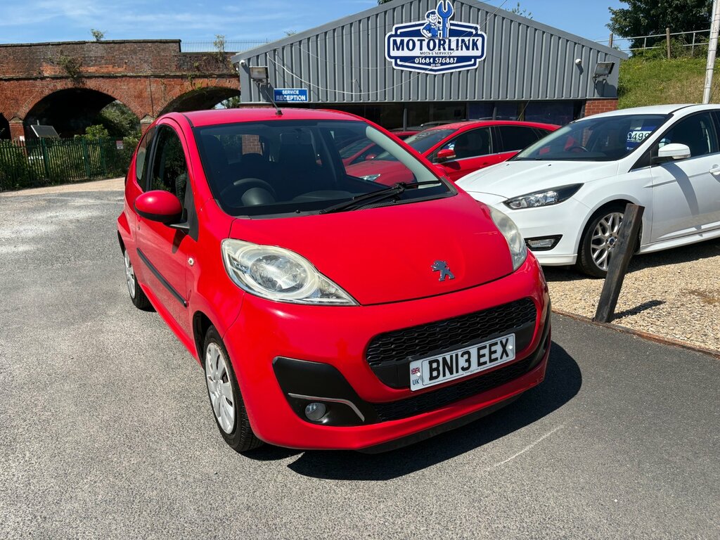 Peugeot 107 1.0 12V Active Hatchback Euro 5 Red