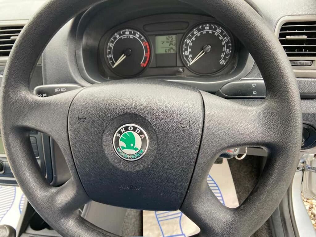 Skoda Fabia 1.2 1 Orange #15