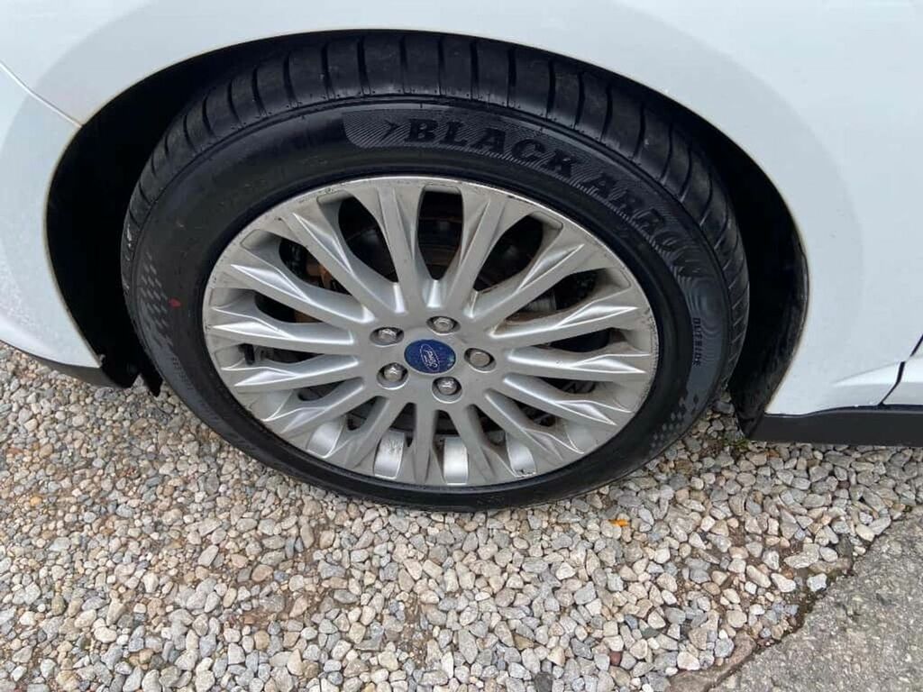 Ford C-Max Titanium Tdci White #6