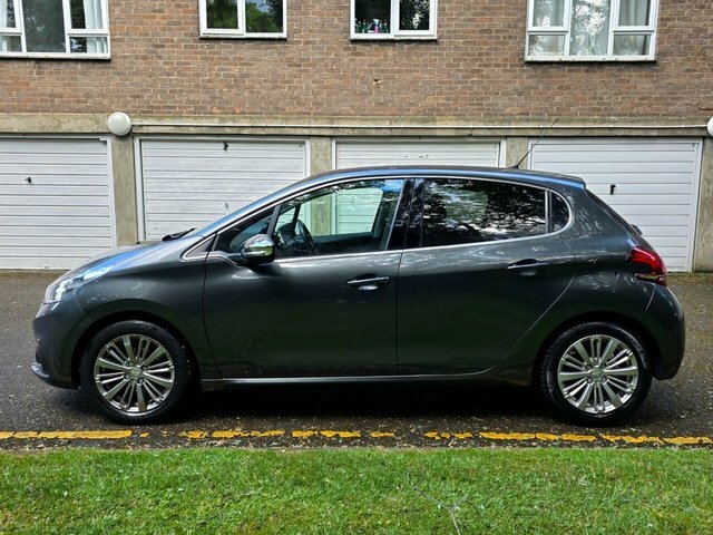 Peugeot 208 Puretech Allure Hatchback Grey #4