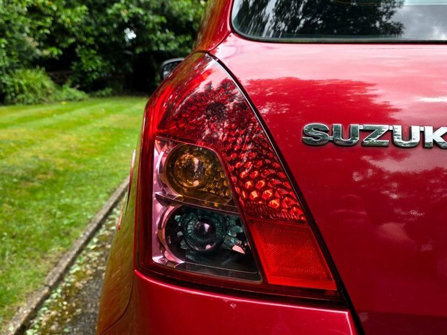 Suzuki Swift Red #10