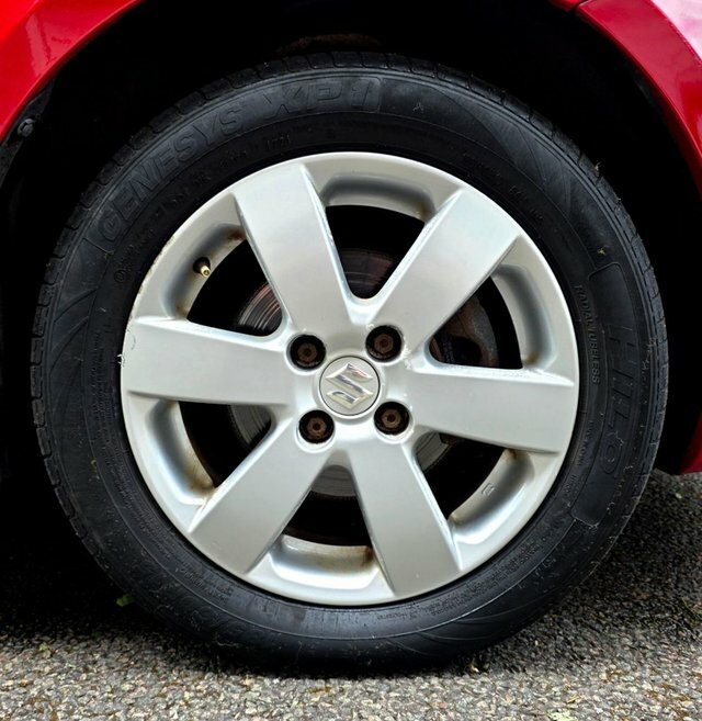 Suzuki Swift Red #31