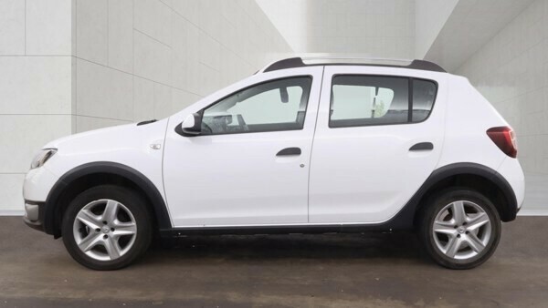 Dacia Sandero Stepway 1.5 Dci Laureate Hatchback White #5