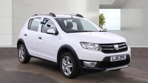 Dacia Sandero Stepway 1.5 Dci Laureate Hatchback White #2