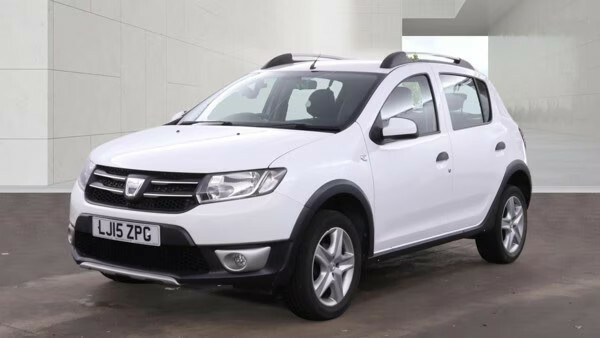 Dacia Sandero Stepway 1.5 Dci Laureate Hatchback White
