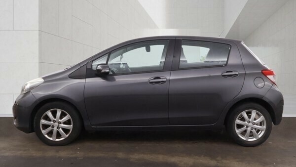 Toyota Yaris 1.4 D-4d Tr Hatchback Grey #6