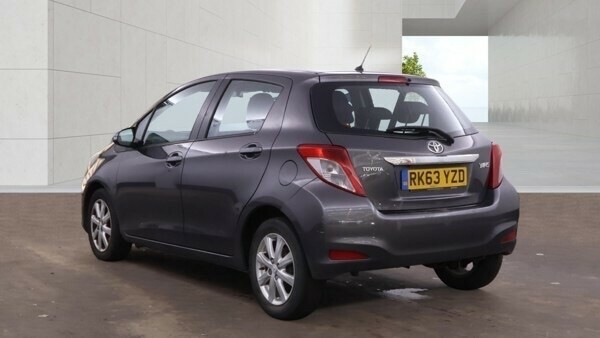 Toyota Yaris 1.4 D-4d Tr Hatchback Grey #3